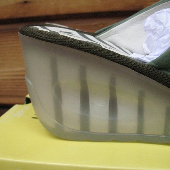 NWT Fly London Jade Green Wedge Slides - Picture 5 of 9